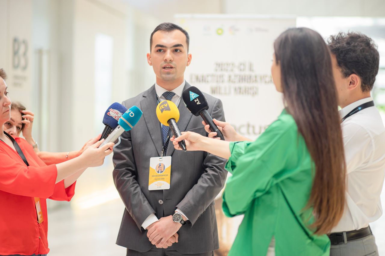 “2022-ci il Enactus Azərbaycan Milli Yarışı”nda mətbuata müsahibə