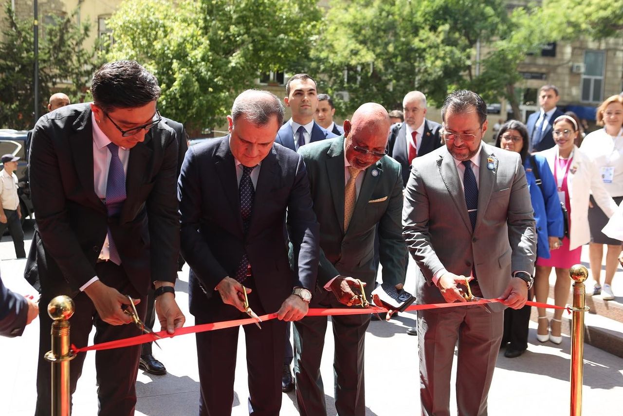 Qoşulmama Hərəkatı Gənclər Təşkilatının Bakıdakı mənzil-qərargahının açılışı, iyul 2023
